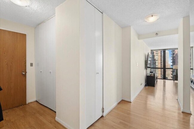 Foto del edificio - 1122 N Clark St