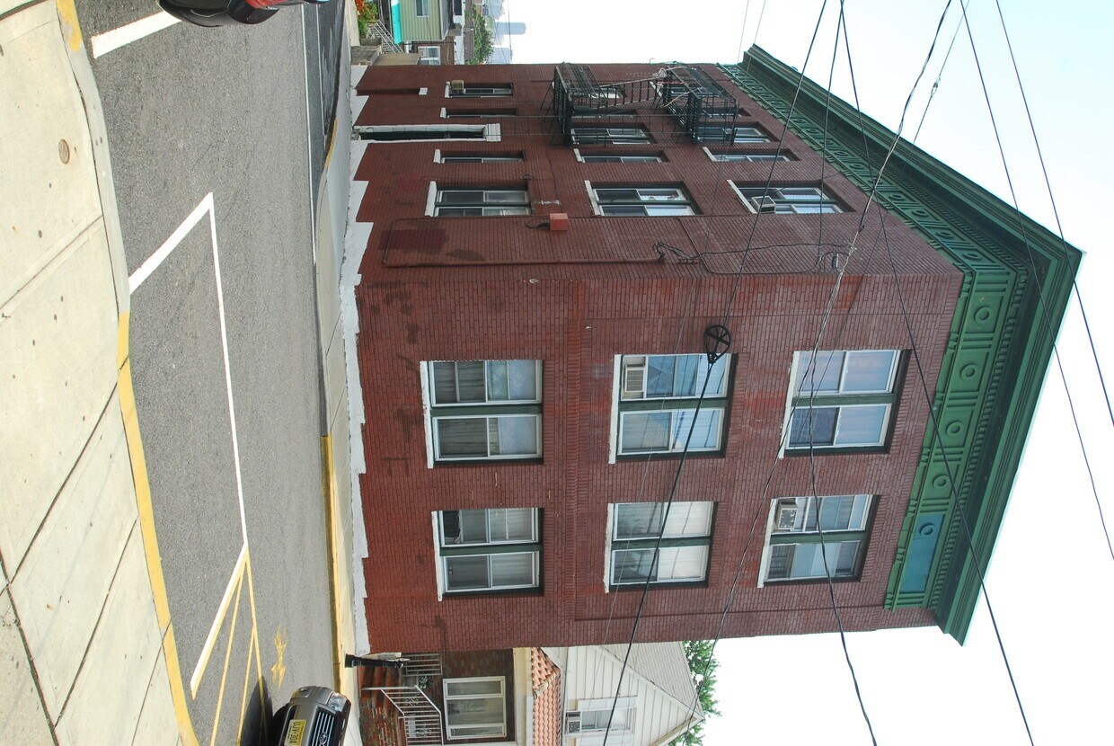 Foto del edificio - 6316 Polk St