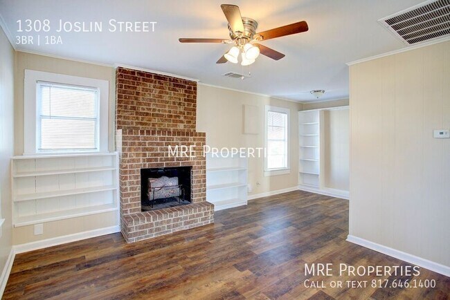 Building Photo - 1308 Joslin St