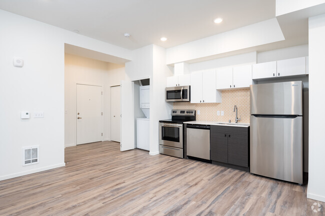 Estudio, 1HAB - 355SF - The Loop at Green Lake