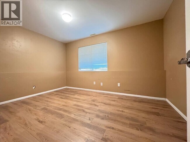 Photo du bâtiment - 3886 W 29th Ave