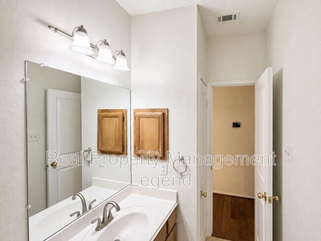Building Photo - 9518 Prestmont Pl