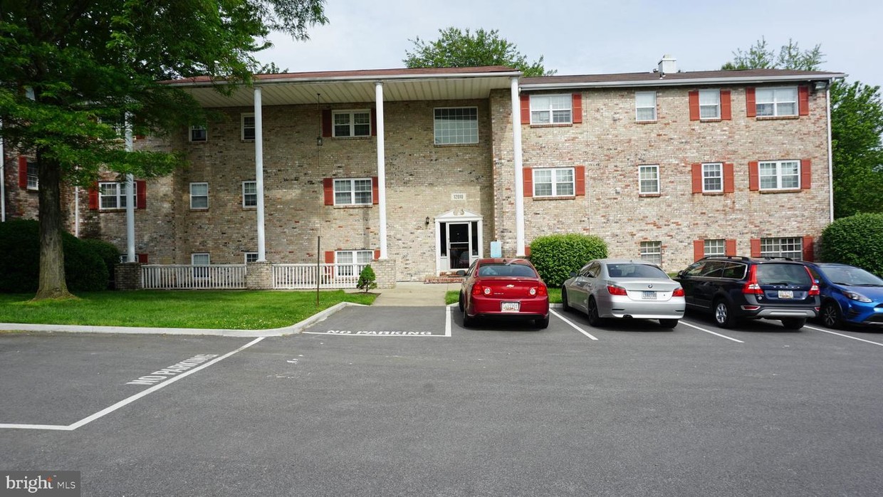 Primary Photo - 12010 Tarragon Rd
