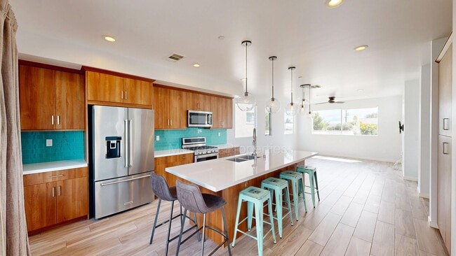 Photo - Modern Light-Filled Costa Mesa Home with Designer Kitchen