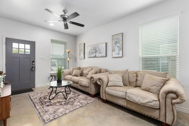 Foto del edificio - 101 S 50th St