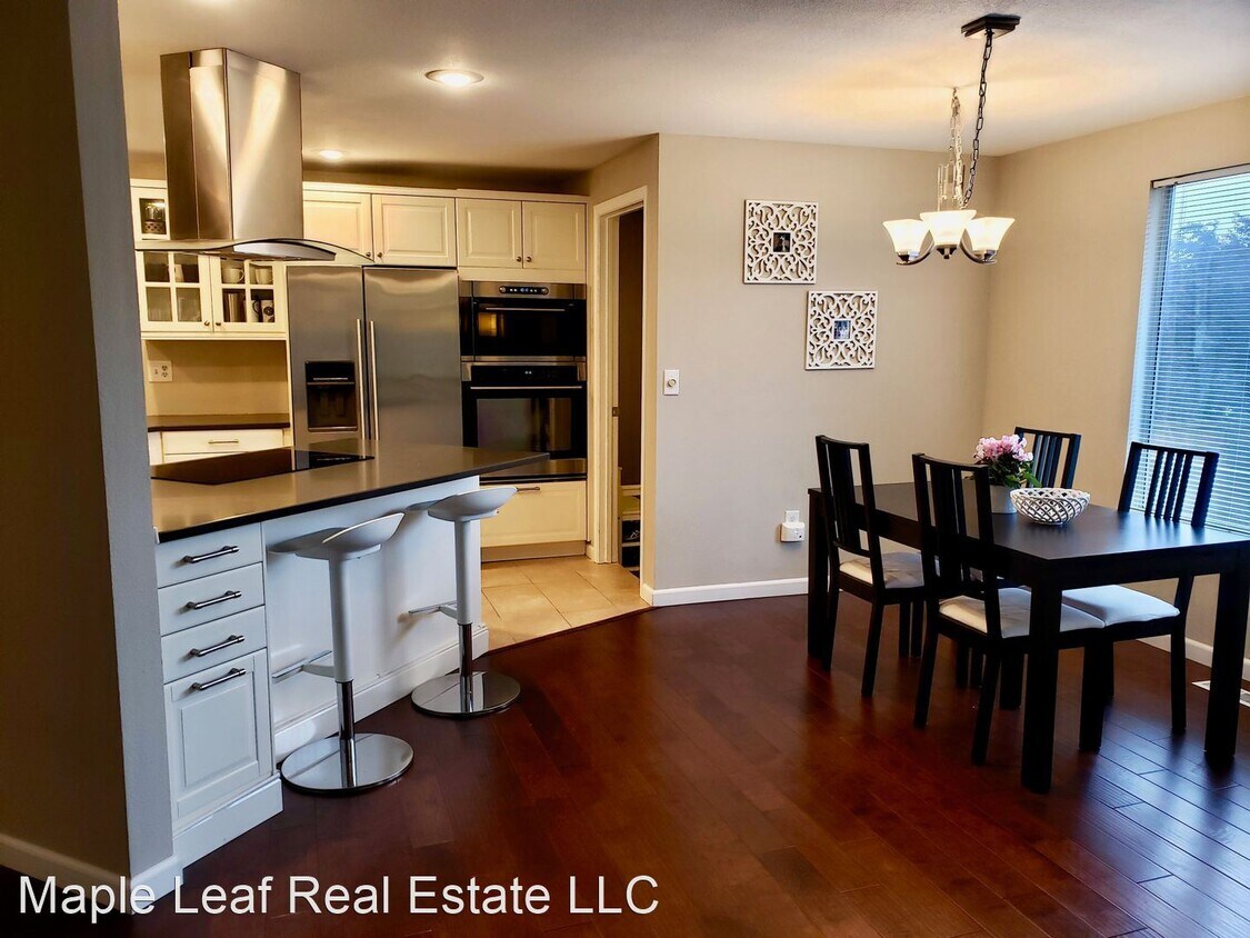 Foto principal - 3 br, 2 bath House - 11641 NE 95th Street