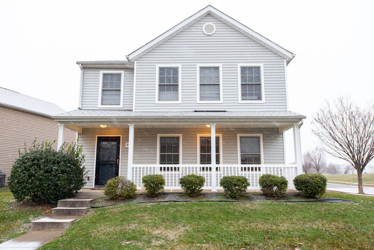 Primary Photo - 10221 Winding River Way