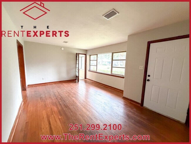 Foto del edificio - 51 Sherwood Dr