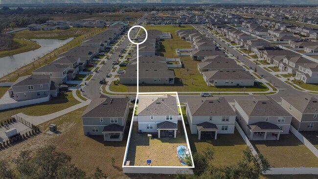 Foto del edificio - 682 Heritage Square Dr