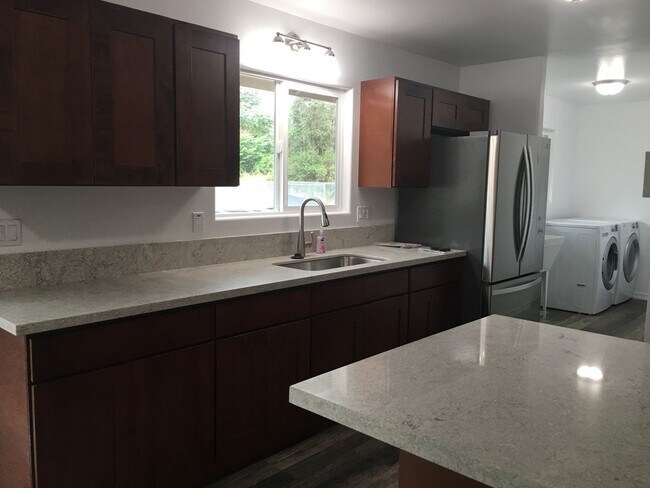 Foto del edificio - 3BR/2BA Home in Hawaiian Paradise Park