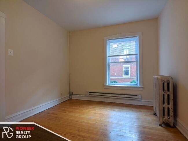 Foto del edificio - 951 W Cornelia Ave