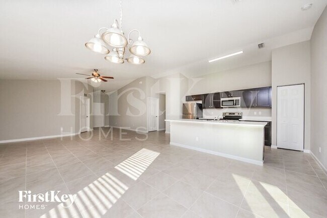 Foto del edificio - 1630 Salazar Street Southeast