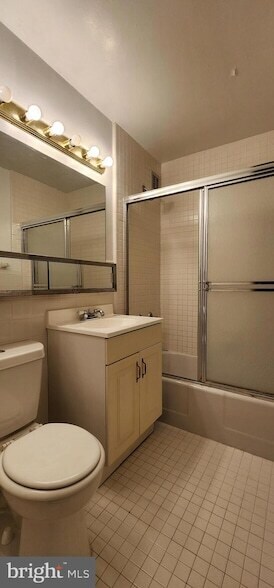 Foto del edificio - 1021 Arlington Blvd