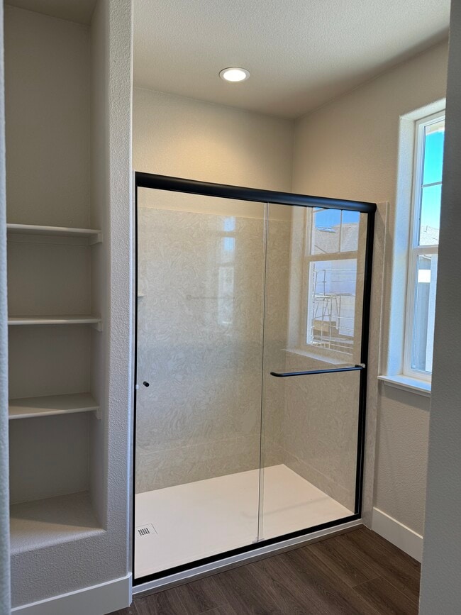 Foto del edificio - 324 Cattail Cir