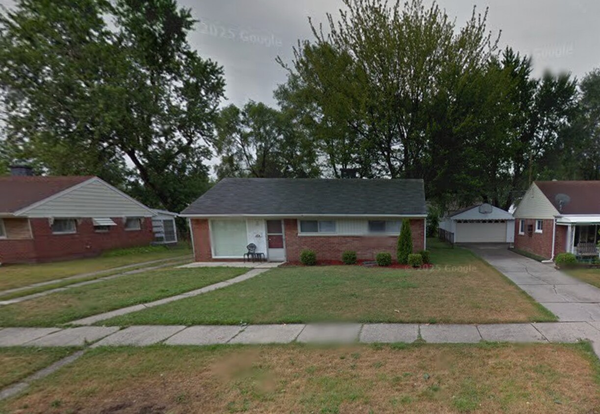 Primary Photo - 3438 Michael Ave