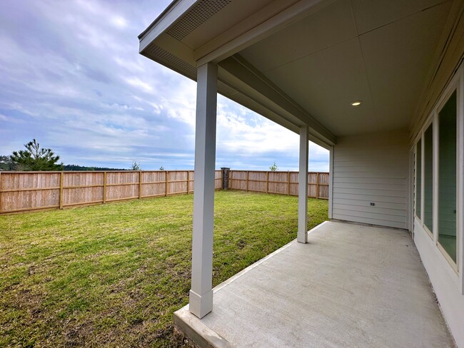 Foto del edificio - 21306 Owl Rd