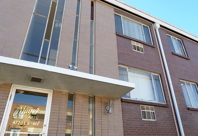 Foto del edificio - 4720 E 8th Ave