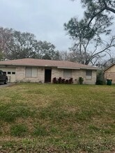 Building Photo - 3226 Virginia St