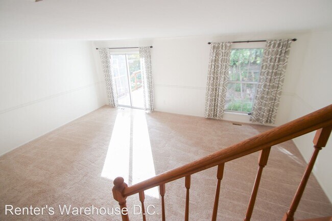 Building Photo - 3 br, 2.5 bath House - 10507 Reeds Landing