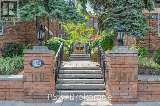 Building Photo - 480 Oriole Pkwy