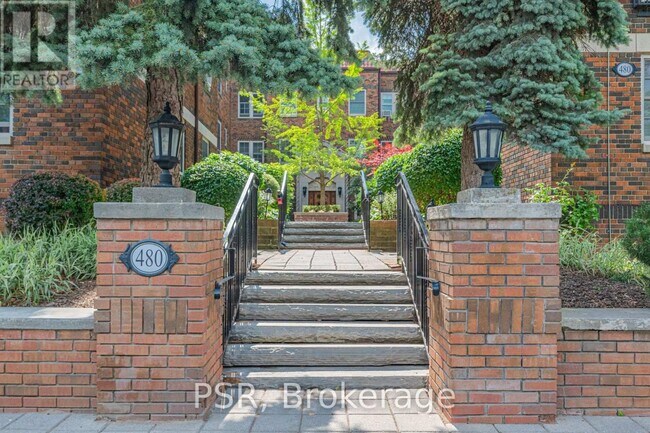 Photo du bâtiment - 480 Oriole Pkwy