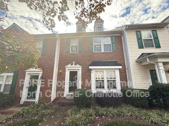 Building Photo - 17811 Delmas Dr