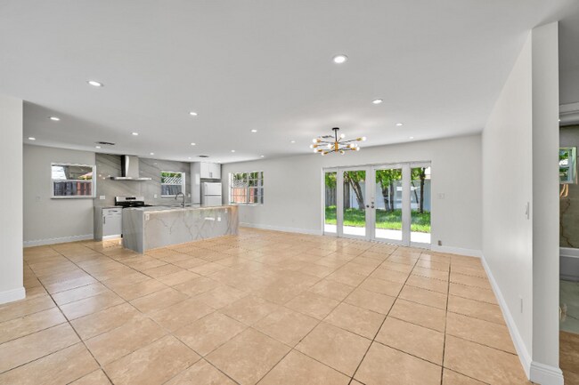 Foto del edificio - 5270 NE 18th Ave