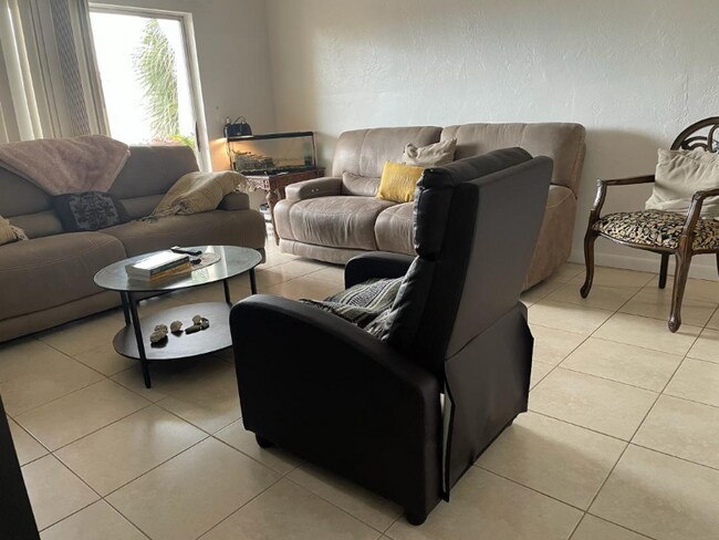 Foto del edificio - 13707 SW 90th Ave