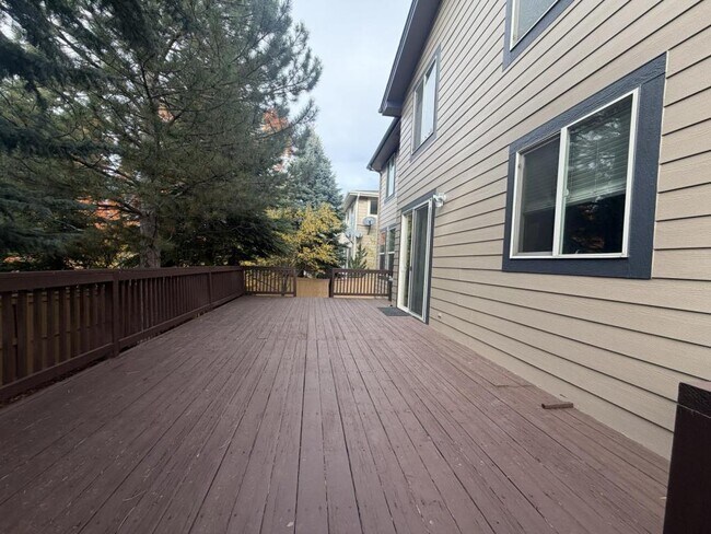 Foto del edificio - 10771 Mountshire Cir