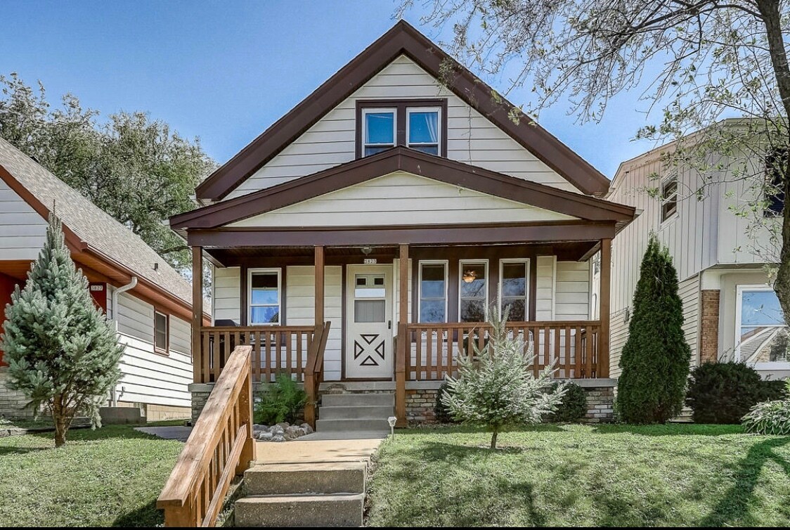 Foto del edificio - 3823 E Allerton Ave
