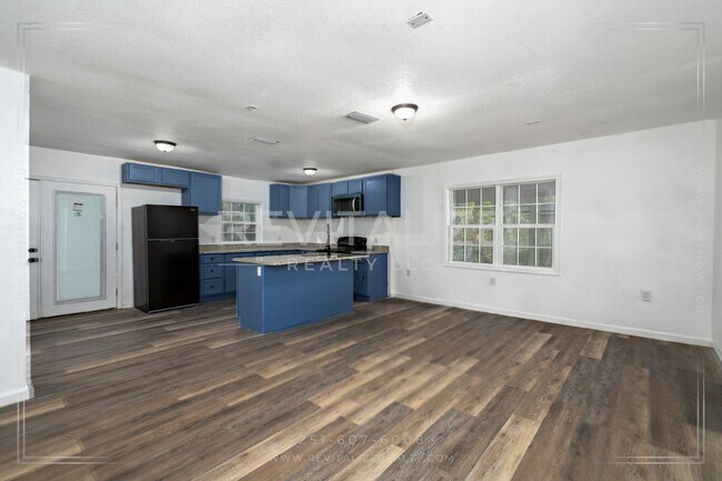 Foto del edificio - Fully Renovated 3/2 in West Mobile!