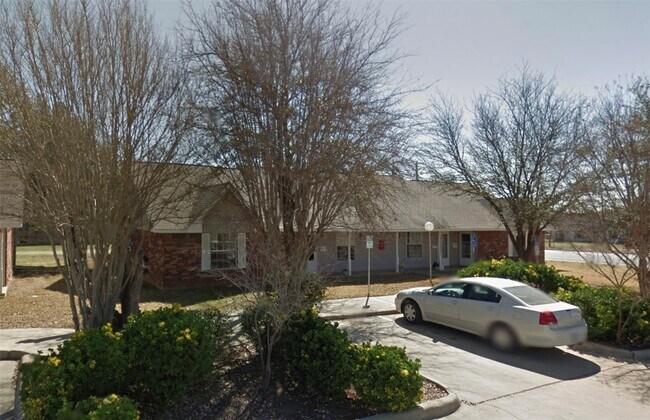 Building Photo - 200 Palmer Dr