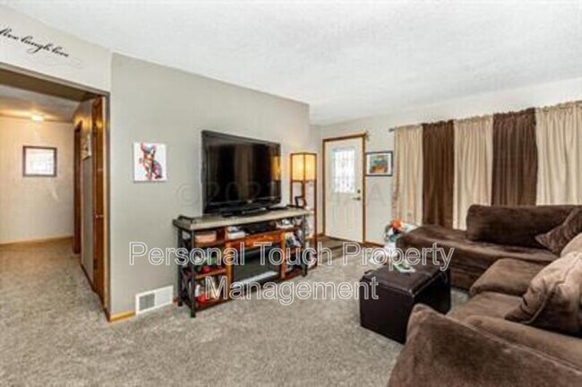Foto del edificio - 614 16th St N