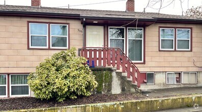 Building Photo - 906 Union St