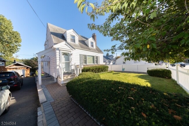Building Photo - 159 Ridge Ave