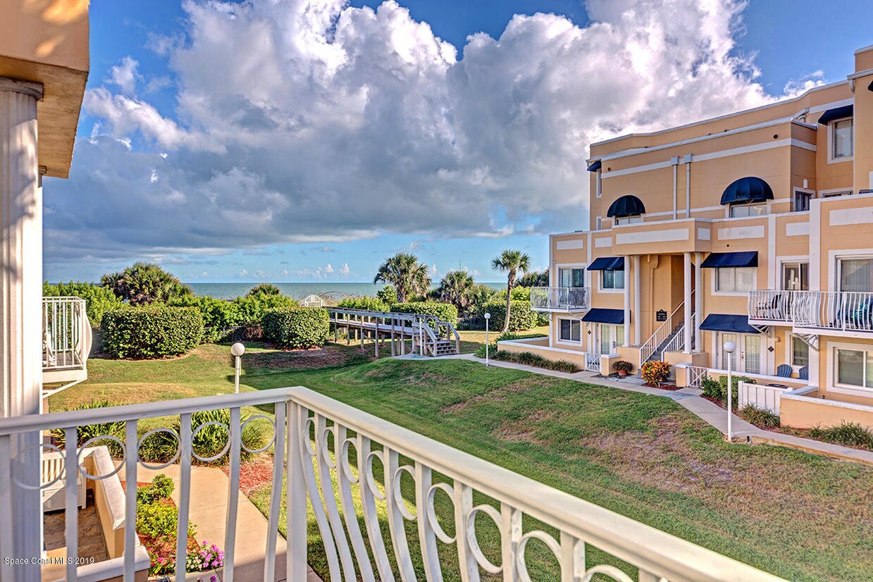 8600 Ridgewood Ave Unit 2208, Cape Canaveral, FL 32920 Condo for Rent