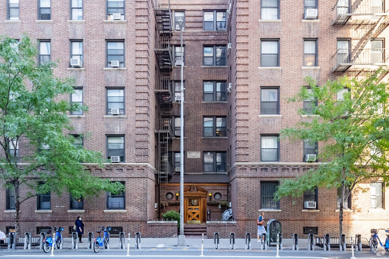Building Photo - 95 Lexington Ave