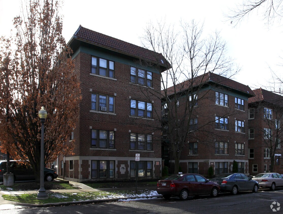 Esther's Place Apartments in Cleveland Heights, OH