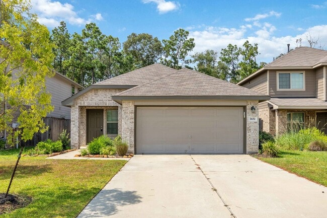 Building Photo - This charming 3-bedroom, 2-bath home, built in 2021