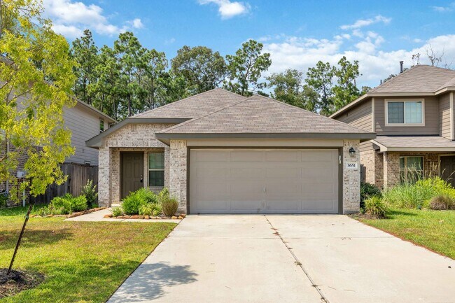 Foto del edificio - This charming 3-bedroom, 2-bath home, built in 2021