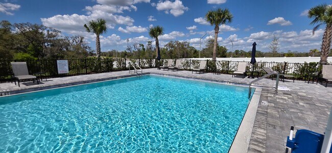 Foto del edificio - 14052 Lilac Sky Ter