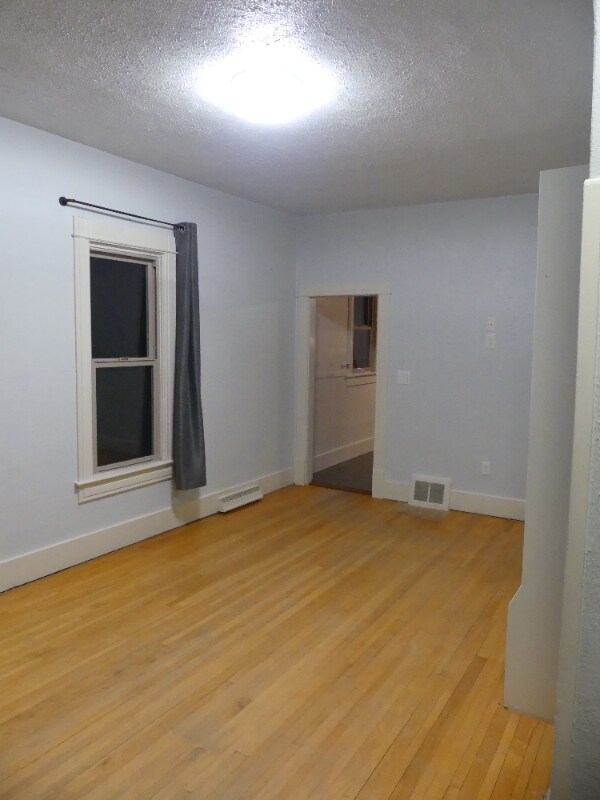 Building Photo - 210 E St