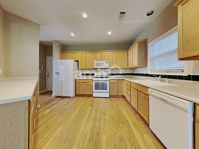 Foto del edificio - 291 Ivy Manor Dr NW