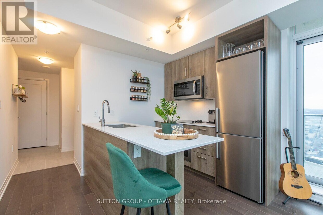 Photo principale - 805-1805 Carling Ave
