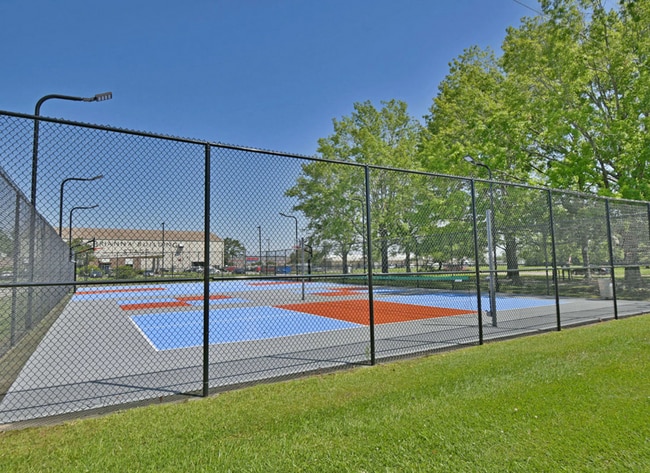 Building Photo - Cypress Park Apartments