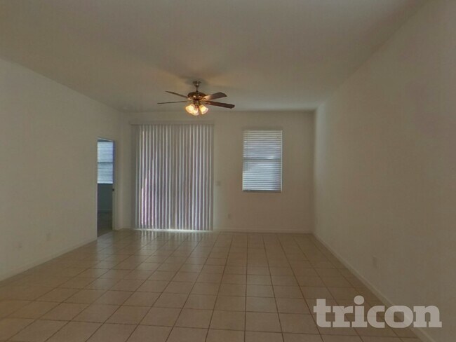 Foto del edificio - 13273 N 143rd Dr