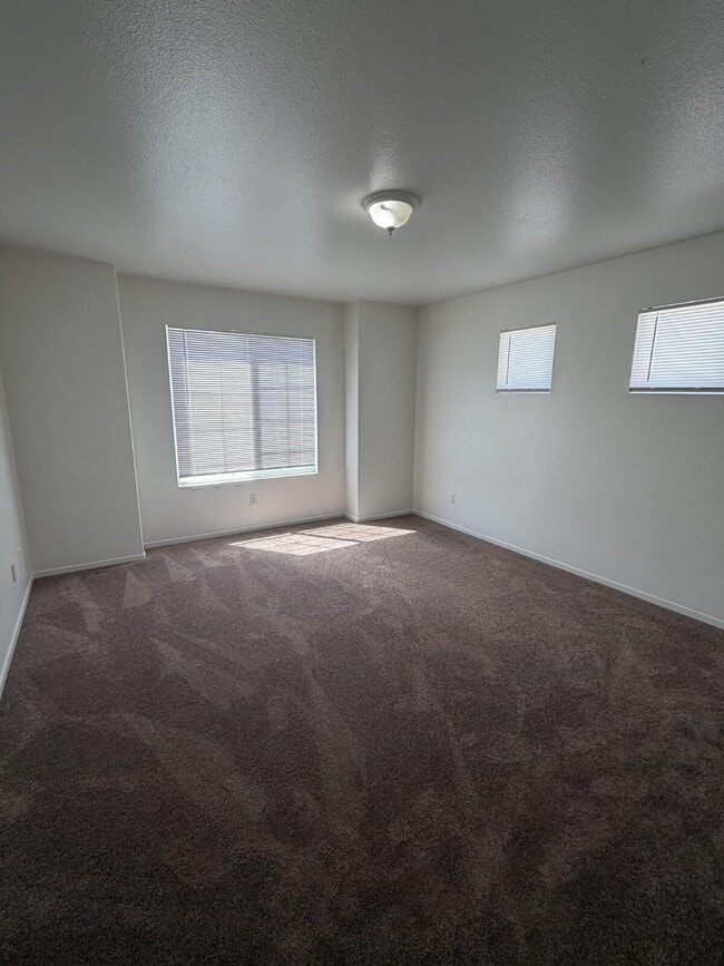 Building Photo - 4370 Mathias Way