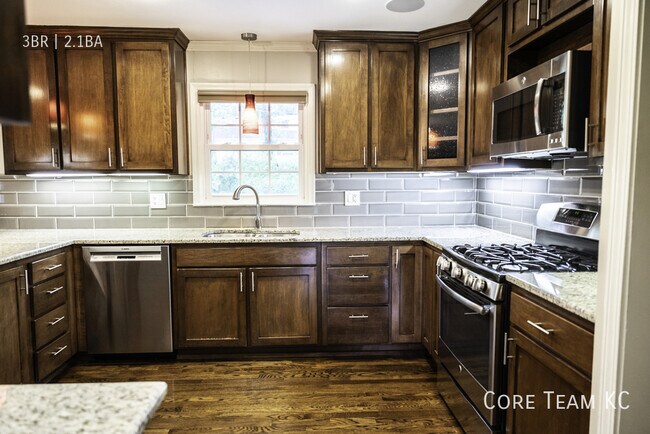 Foto del edificio - 2308 W 104th St