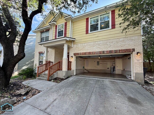 Foto del edificio - 518 Willow Grove Dr