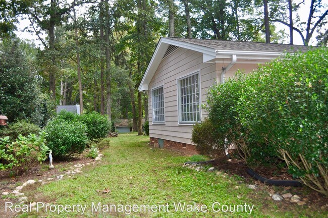 Building Photo - 4 br, 2 bath House - 800 Kingswood Drive